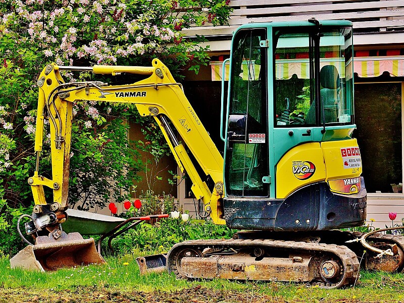 Grabungsarbeiten – Aushub im Garten, Ausgrabungen